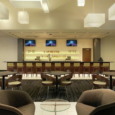 Doubletree By Hilton Hotel Cedar Rapids Convention Complex Buitenkant foto
