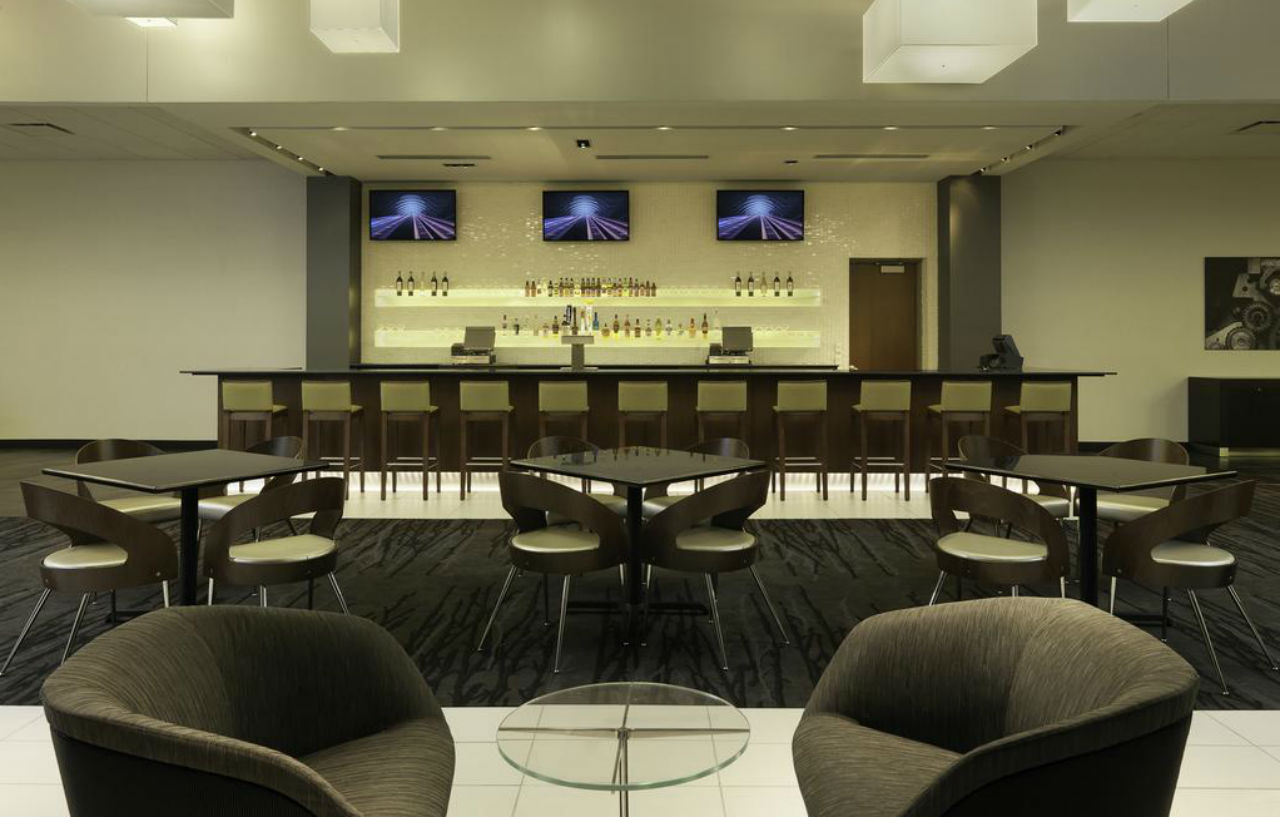 Doubletree By Hilton Hotel Cedar Rapids Convention Complex Buitenkant foto